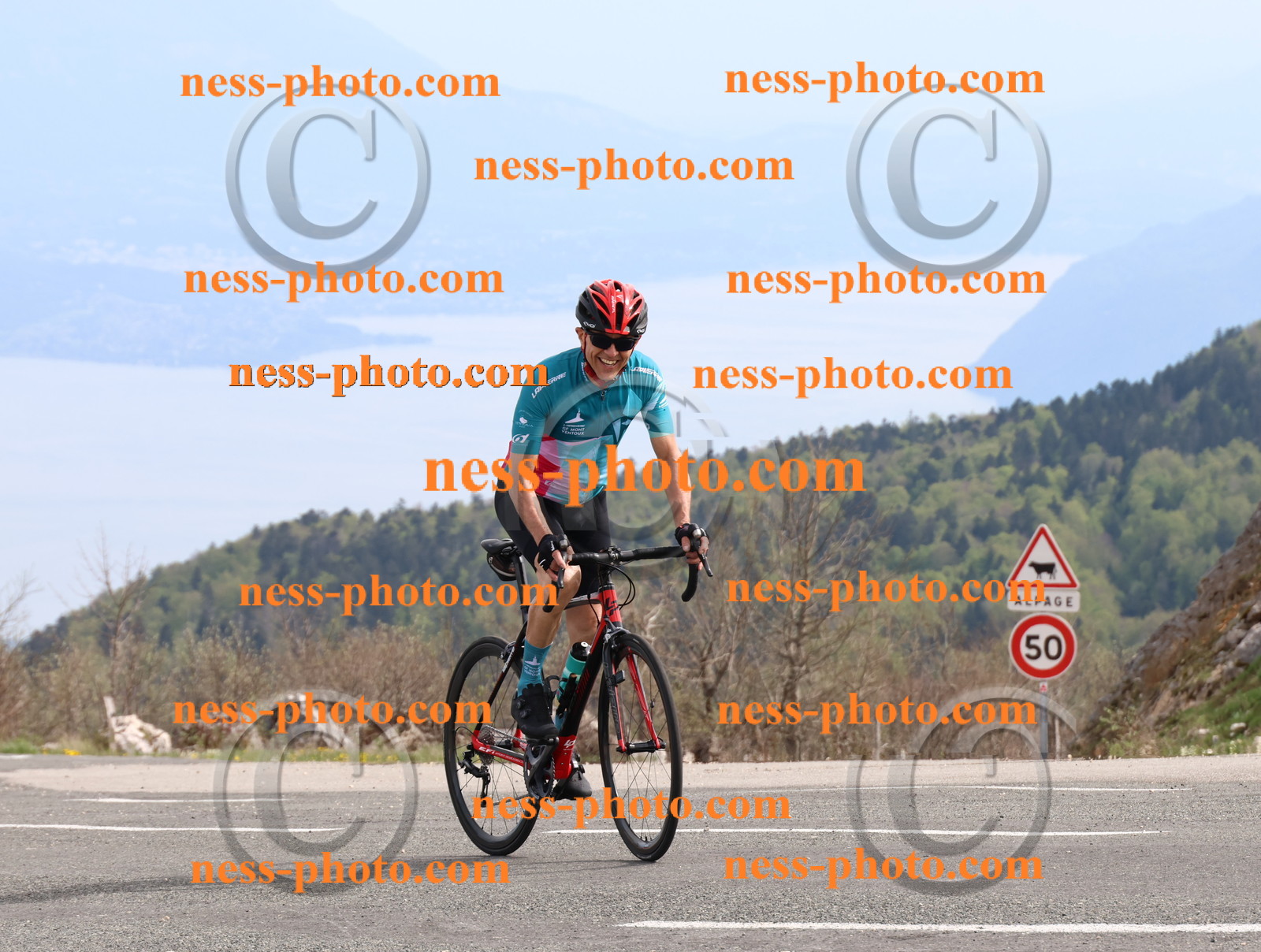 Col du Grand Colombier (1136).JPG